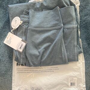 *NWT Vuori Men's Blue Joggers